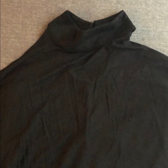 NWT INC cold shoulder black shirt size Medium - Picture 1 of 3
